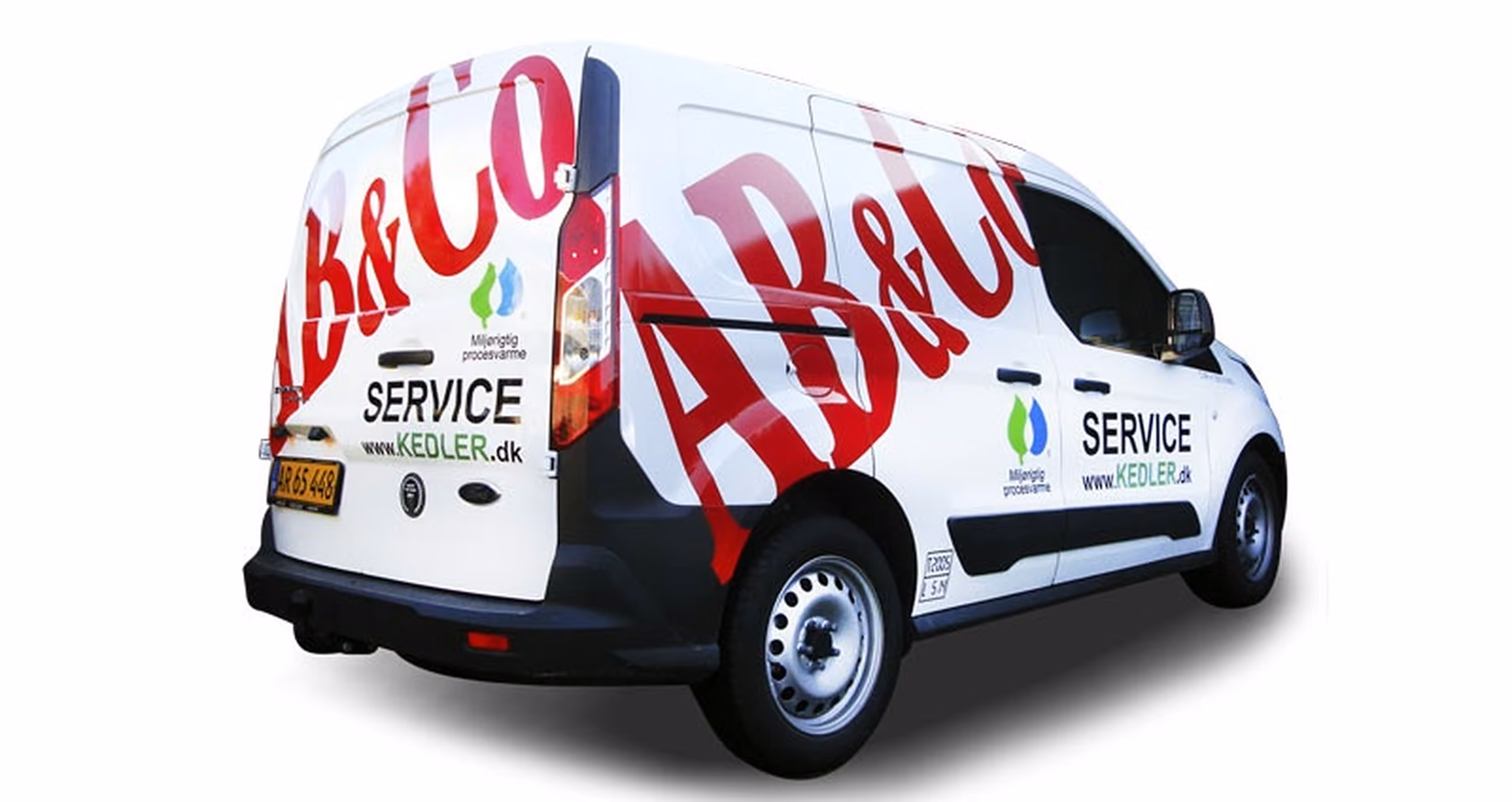 Bildesign til AB&Co: Ford Transit Connect med rødt logo hele vejen rundt